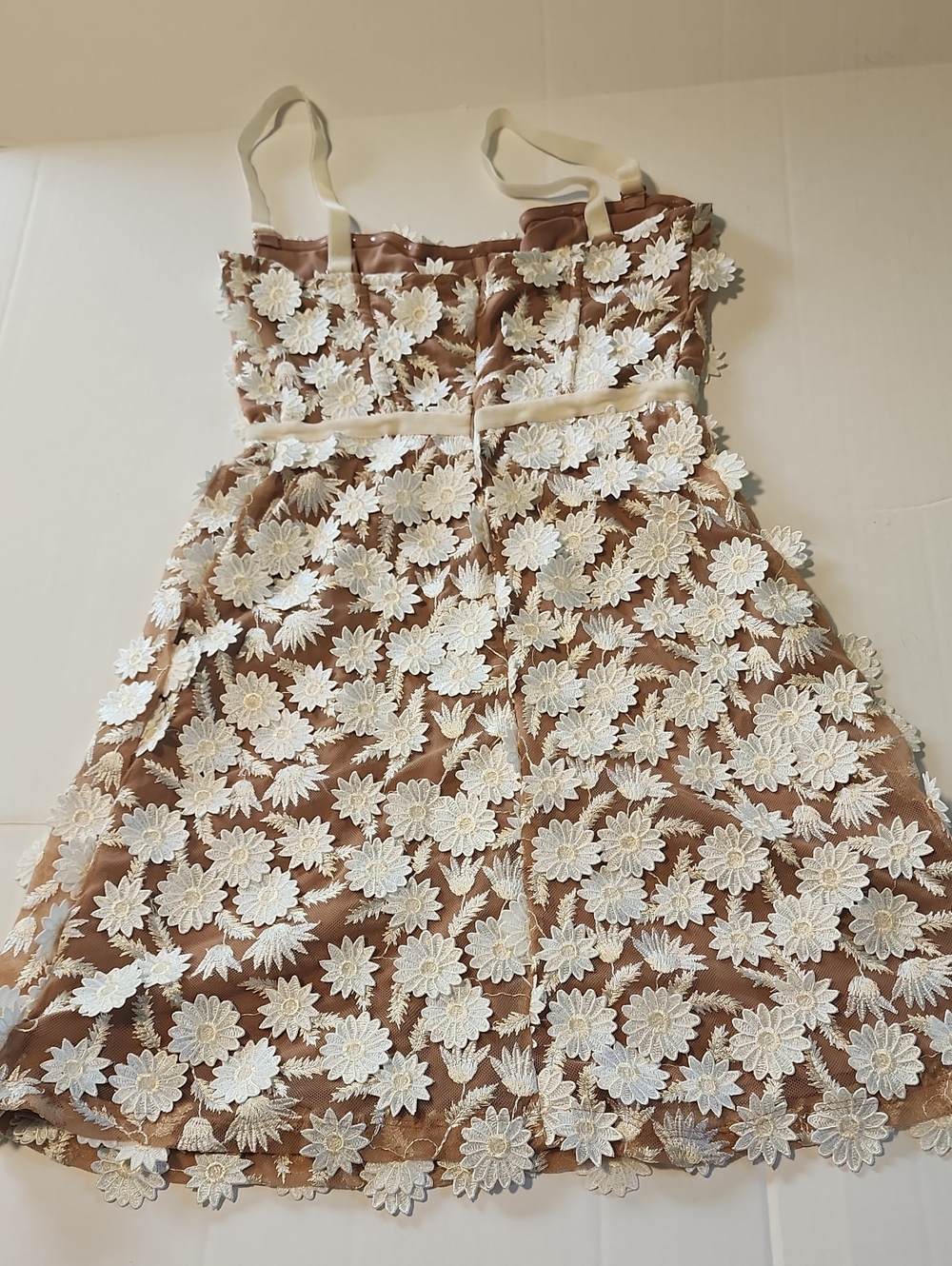 For Love & Lemons Beatrice Mini Dress Tan White 3D Floral Sleeveless Sz S - Picture 5 of 16